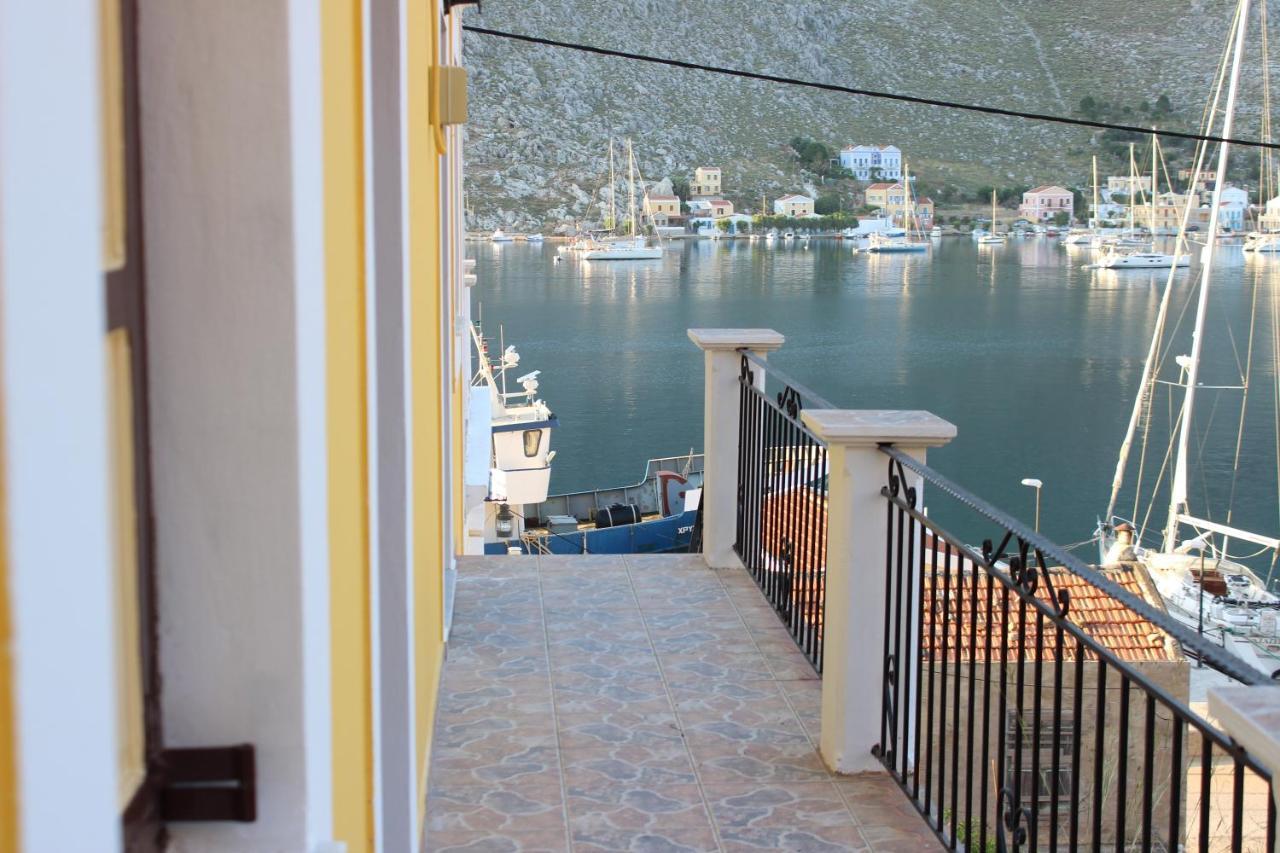 Gompos Apartment - Cozy Apartment Next To The Sea - Amazing Sea View Symi Exterior photo