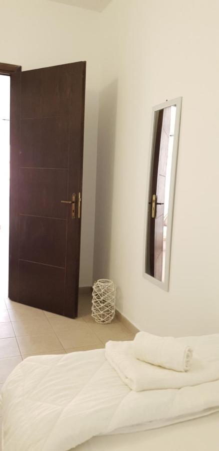 Gompos Apartment - Cozy Apartment Next To The Sea - Amazing Sea View Symi Exterior photo