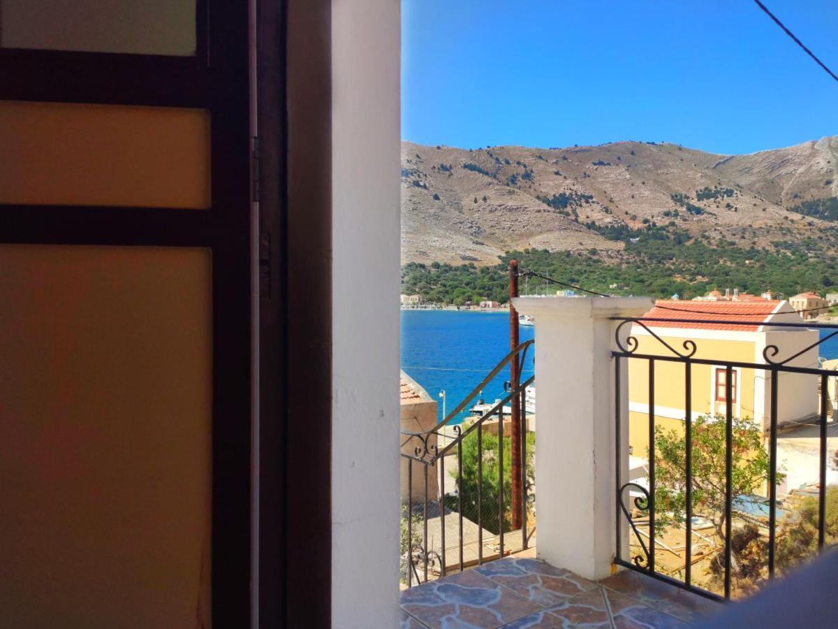 Gompos Apartment - Cozy Apartment Next To The Sea - Amazing Sea View Symi Exterior photo