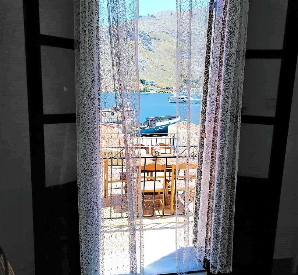Gompos Apartment - Cozy Apartment Next To The Sea - Amazing Sea View Symi Exterior photo